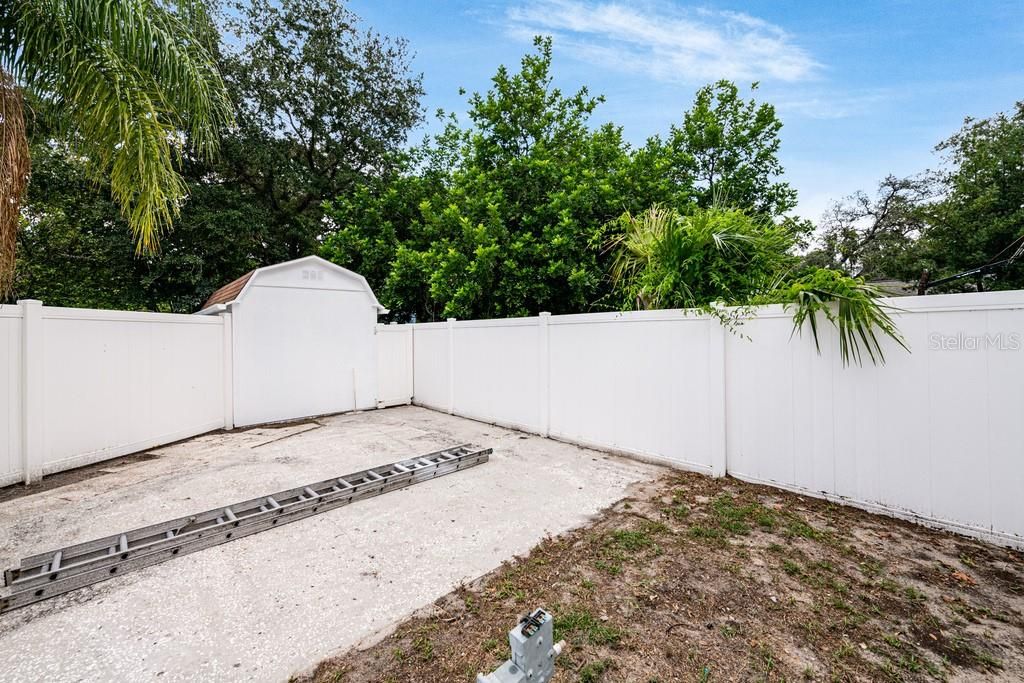 Image 35 of property listing at 1924 W NORTH STREET, Tampa, FL 33604