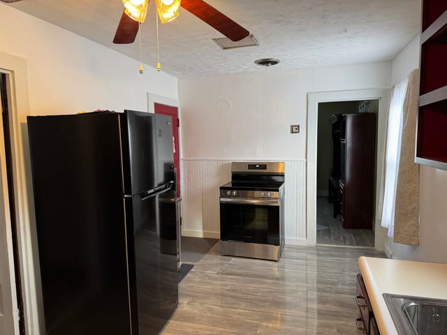 2092 N Bennington Road, Bennington, VT 05257