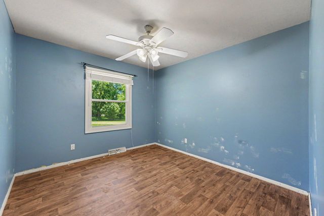 16010 Colfax Street, Lowell, IN 46356