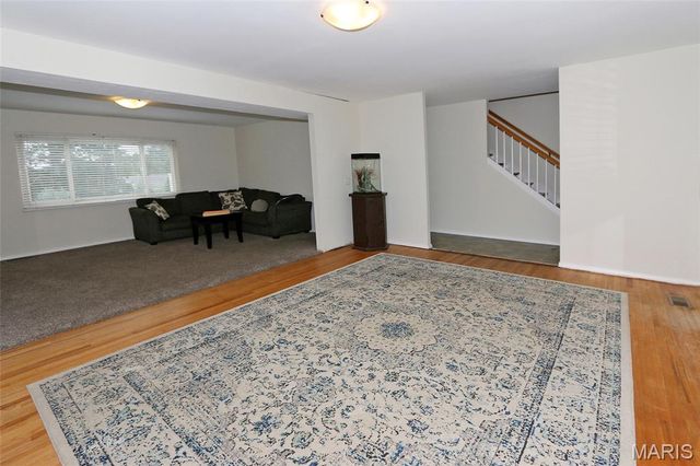 5032 Darfield Court, Unincorporated, MO 63128