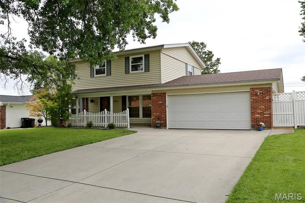 5032 Darfield Court, Unincorporated, MO 63128