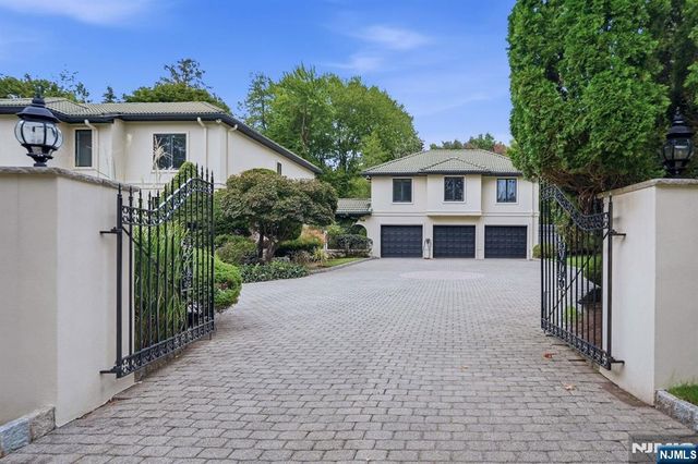 471 Homans Avenue, Closter, NJ 07624