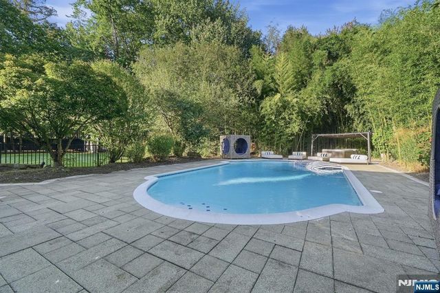 471 Homans Avenue, Closter, NJ 07624
