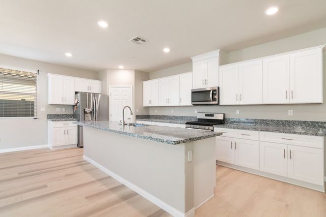 36033 Harvard Court, Winchester, CA 92596