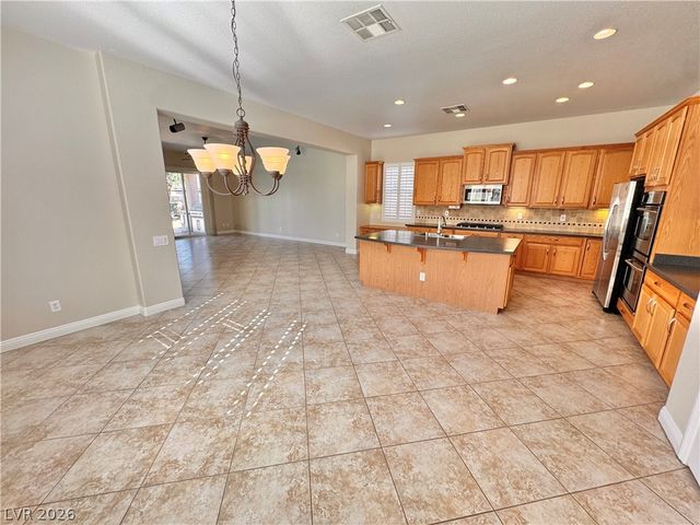 7116 Spring Beauty Avenue, Las Vegas, NV 89131