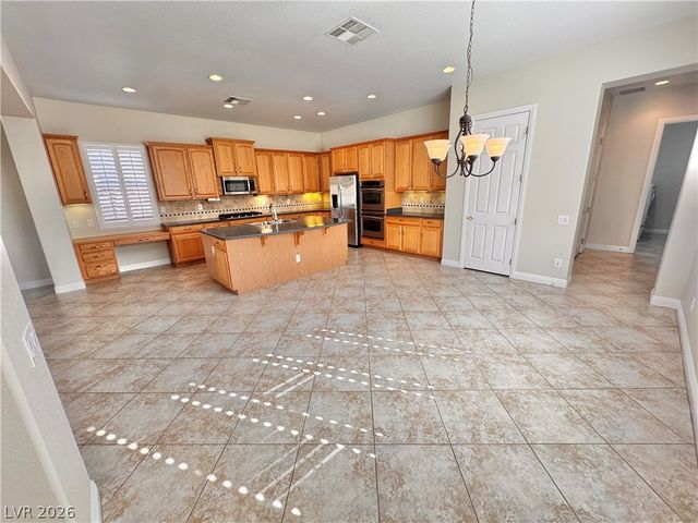 7116 Spring Beauty Avenue, Las Vegas, NV 89131