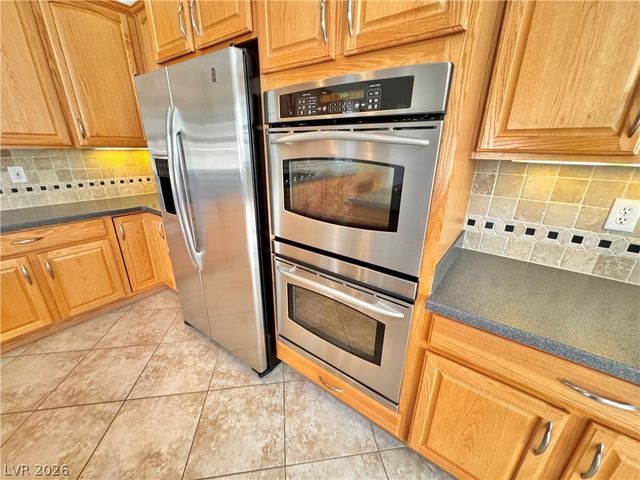 7116 Spring Beauty Avenue, Las Vegas, NV 89131