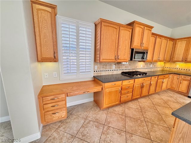 7116 Spring Beauty Avenue, Las Vegas, NV 89131