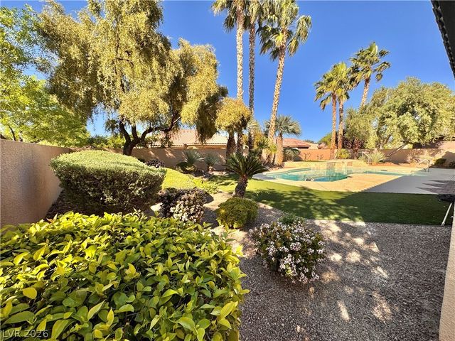 7116 Spring Beauty Avenue, Las Vegas, NV 89131