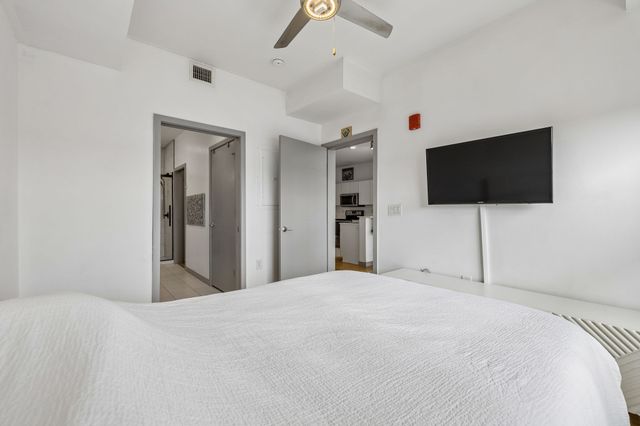 400 Herron Dr Apt 416, Nashville, TN 37210