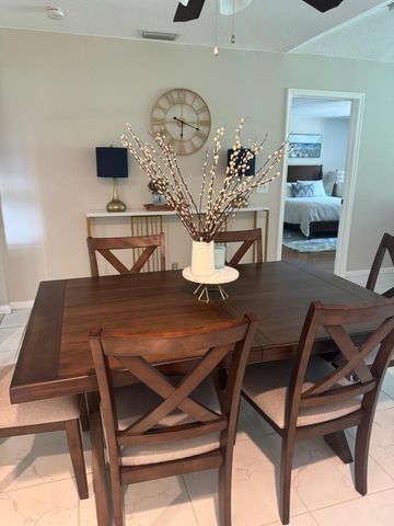 13174 Eastpointe Way, Palm Beach Gardens, FL 33418