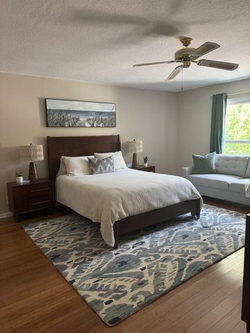 13174 Eastpointe Way, Palm Beach Gardens, FL 33418