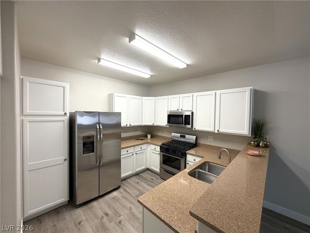 7450 South Eastern Avenue 1059, Las Vegas, NV 89123