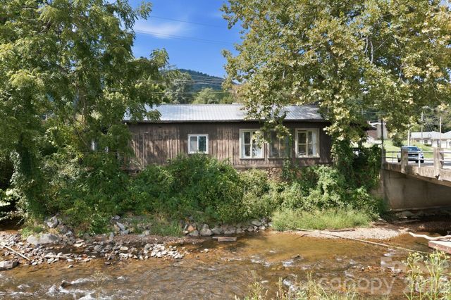 313 Depot Street, Waynesville, NC 28786