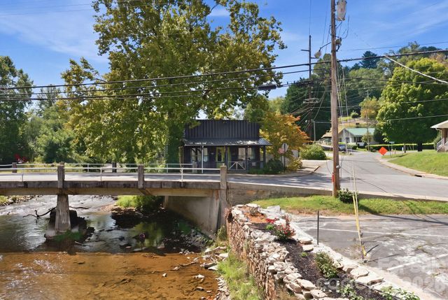 313 Depot Street, Waynesville, NC 28786