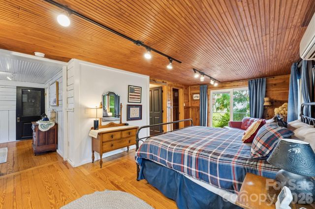 313 Depot Street, Waynesville, NC 28786