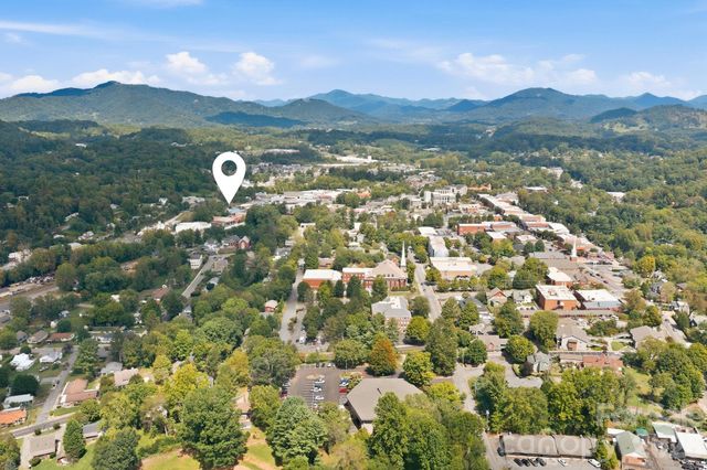 313 Depot Street, Waynesville, NC 28786