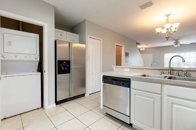 425 WILTON CIRCLE, Sanford, FL 32773