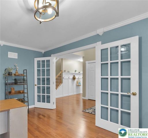 2184 Greenmeadow Drive, Lower Macungie Twp, PA 18062