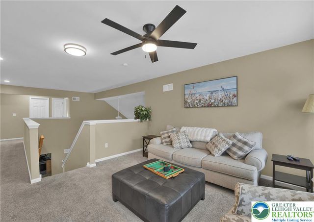2184 Greenmeadow Drive, Lower Macungie Twp, PA 18062