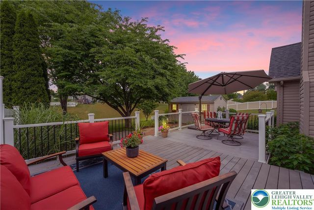 2184 Greenmeadow Drive, Lower Macungie Twp, PA 18062