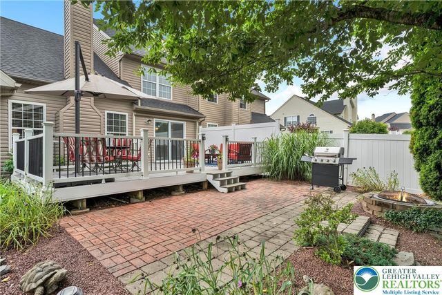 2184 Greenmeadow Drive, Lower Macungie Twp, PA 18062