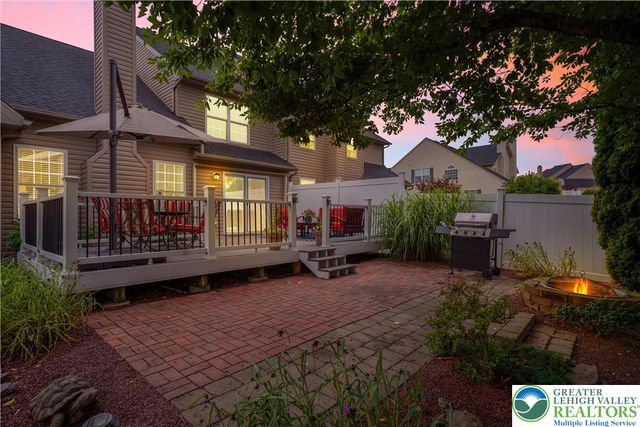 2184 Greenmeadow Drive, Lower Macungie Twp, PA 18062
