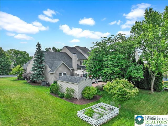 2184 Greenmeadow Drive, Lower Macungie Twp, PA 18062