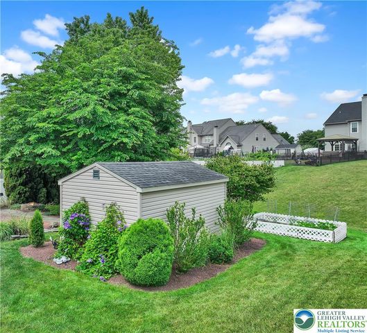 2184 Greenmeadow Drive, Lower Macungie Twp, PA 18062