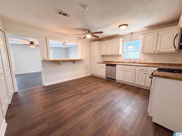694 CUMMINS AVENUE, Hueytown, AL 35023