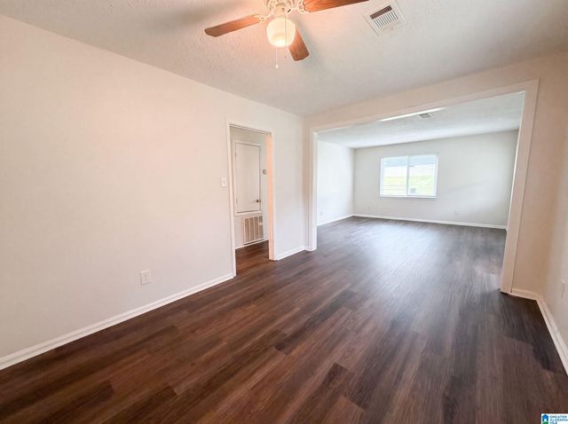 694 CUMMINS AVENUE, Hueytown, AL 35023
