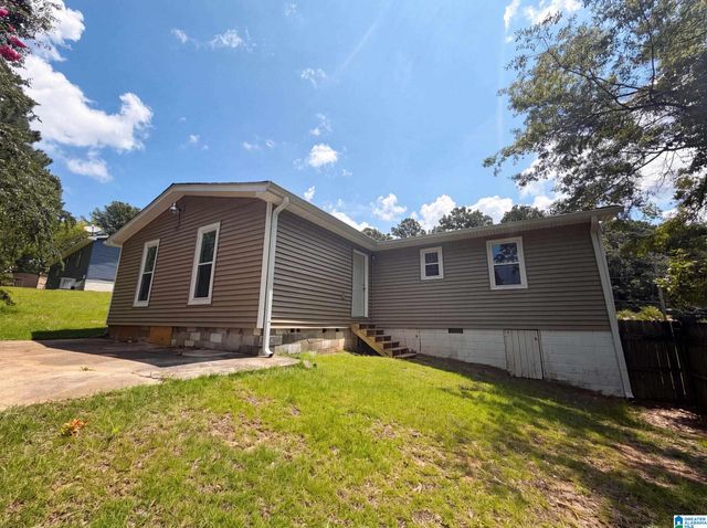 694 CUMMINS AVENUE, Hueytown, AL 35023