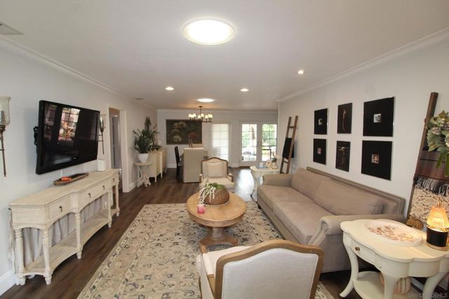 4045 Via Los Padres, Oceanside, CA 92057