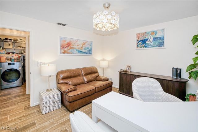 4116 SE 20th PL 202, Cape Coral, FL 33904