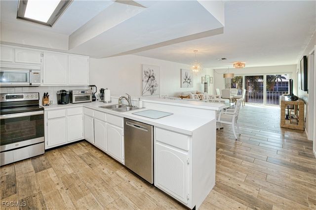 4116 SE 20th PL 202, Cape Coral, FL 33904