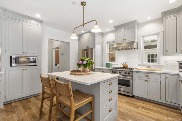 40 Smith Street, Chappaqua, NY 10514