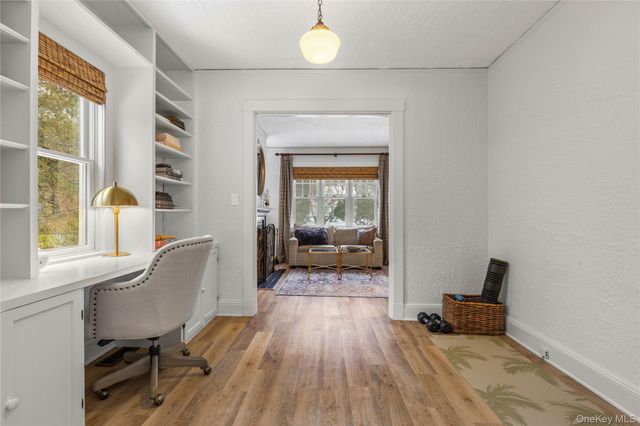 40 Smith Street, Chappaqua, NY 10514