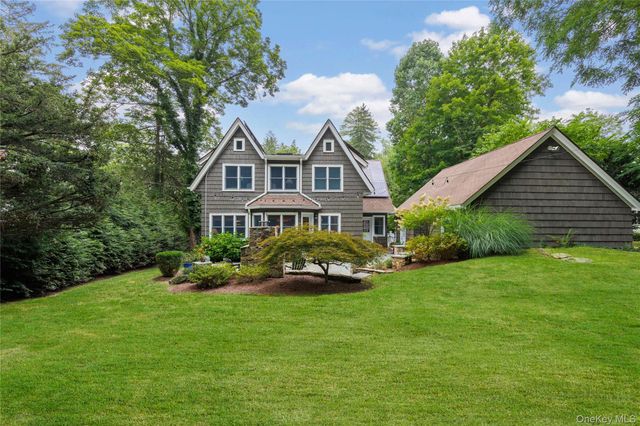 40 Smith Street, Chappaqua, NY 10514