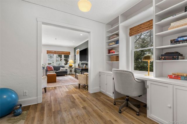 40 Smith Street, Chappaqua, NY 10514