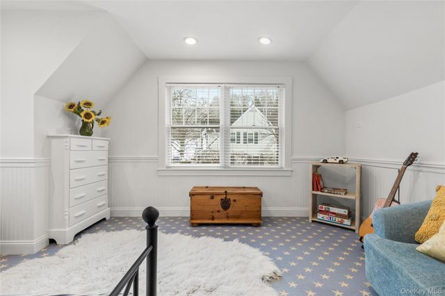 40 Smith Street, Chappaqua, NY 10514