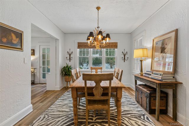 40 Smith Street, Chappaqua, NY 10514