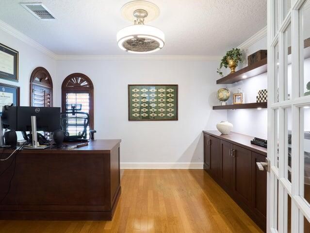 3700 Embassy Drive, West Palm Beach, FL 33401