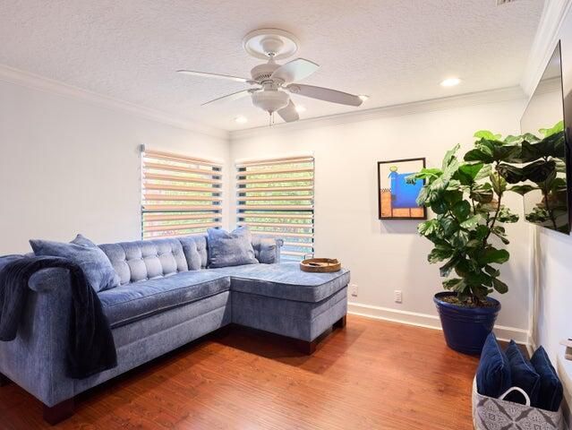 3700 Embassy Drive, West Palm Beach, FL 33401