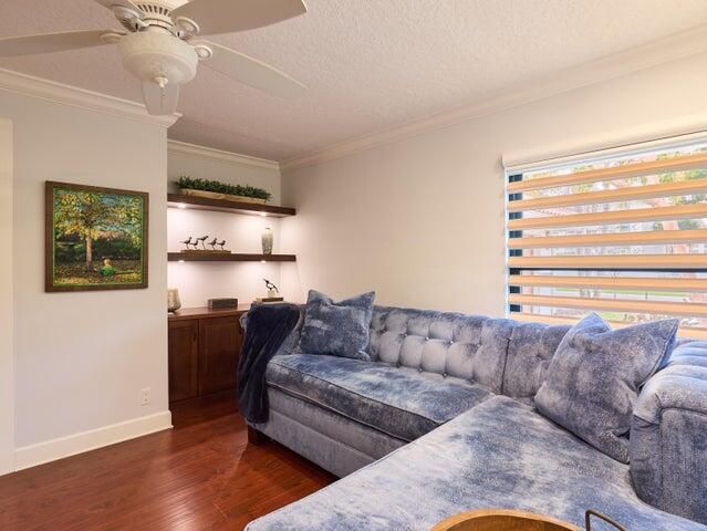 3700 Embassy Drive, West Palm Beach, FL 33401