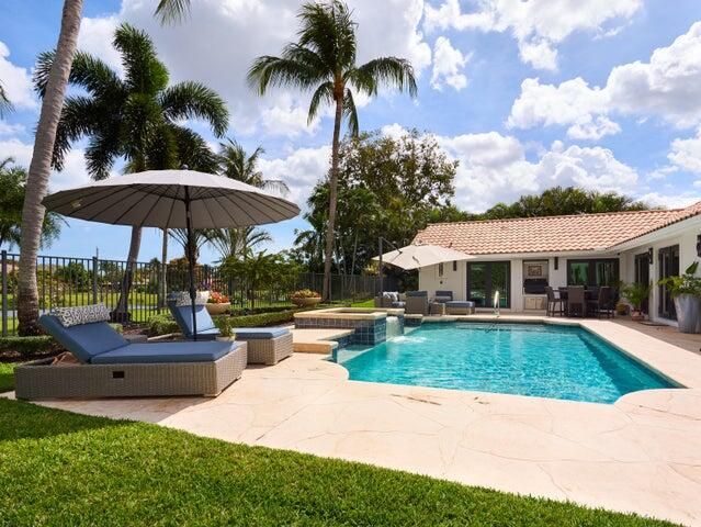 3700 Embassy Drive, West Palm Beach, FL 33401