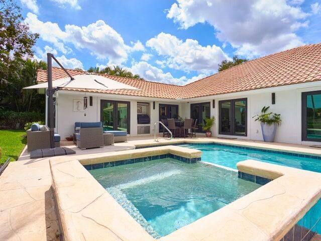 3700 Embassy Drive, West Palm Beach, FL 33401
