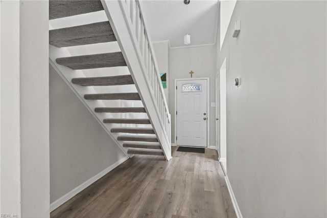 1449 Thamesford DR, Virginia Beach, VA 23464