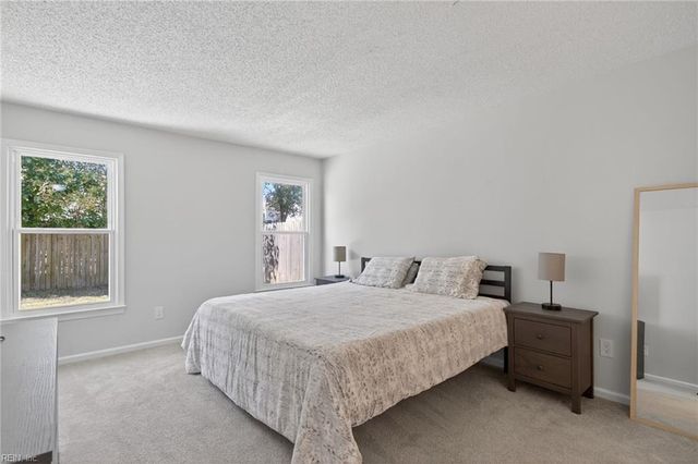 1449 Thamesford DR, Virginia Beach, VA 23464