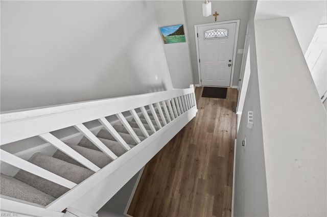1449 Thamesford DR, Virginia Beach, VA 23464