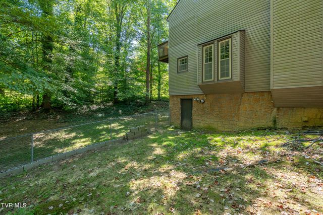 4 Monteray Court, Johnson City, TN 37604